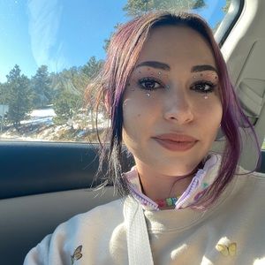 Meet your Posher, Brianna